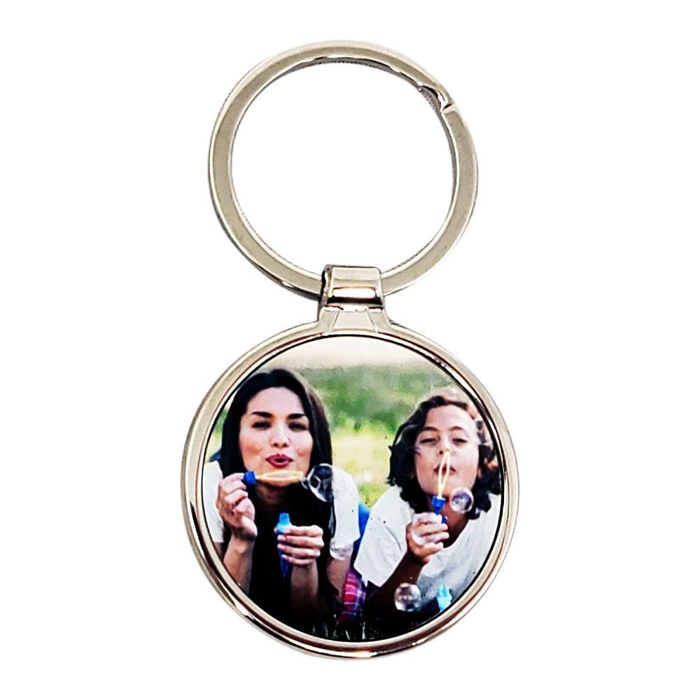 Deux porte-clés en métal luxe rond Ø 4 cm  PRIX ENTRE  22.00 e à 15.40 e