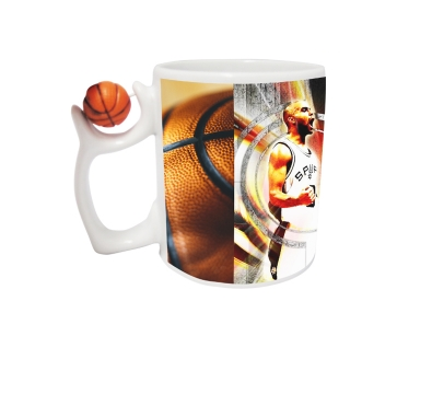 Mugs blancs sublimables - Anse avec balle de Basket    Les tarifs entre  22.00 € à 15.40€