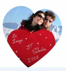 magnets blancs brillants cœurs vendue par lot de cinq  PRIX DE  15.00 € a 10.50 €