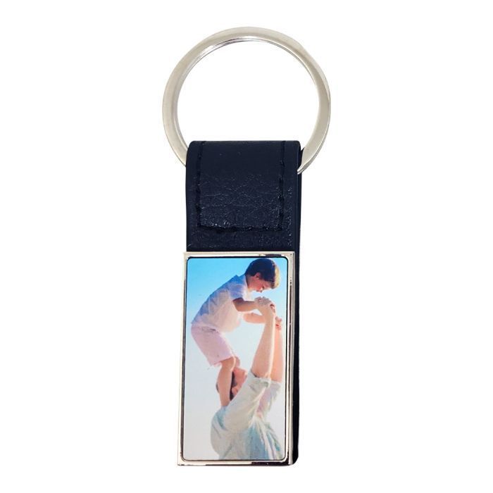 N° 37   deux  porte-clés en similicuir 2.2 x 6.5 cm avec rectangle en métal double face sublimable   PRIX ENTRE 23.00 € à  16.10€