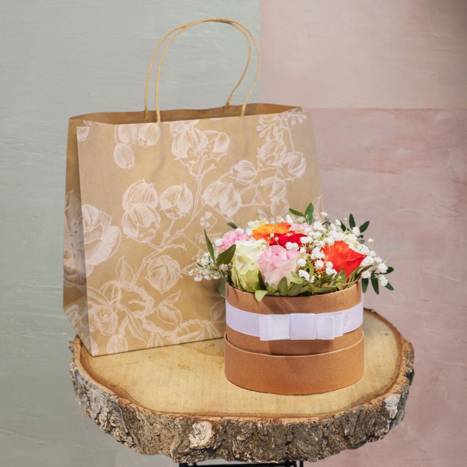 Composition Labyrinthe de fleurs  tarif de  26.00 €  à 23.40 €