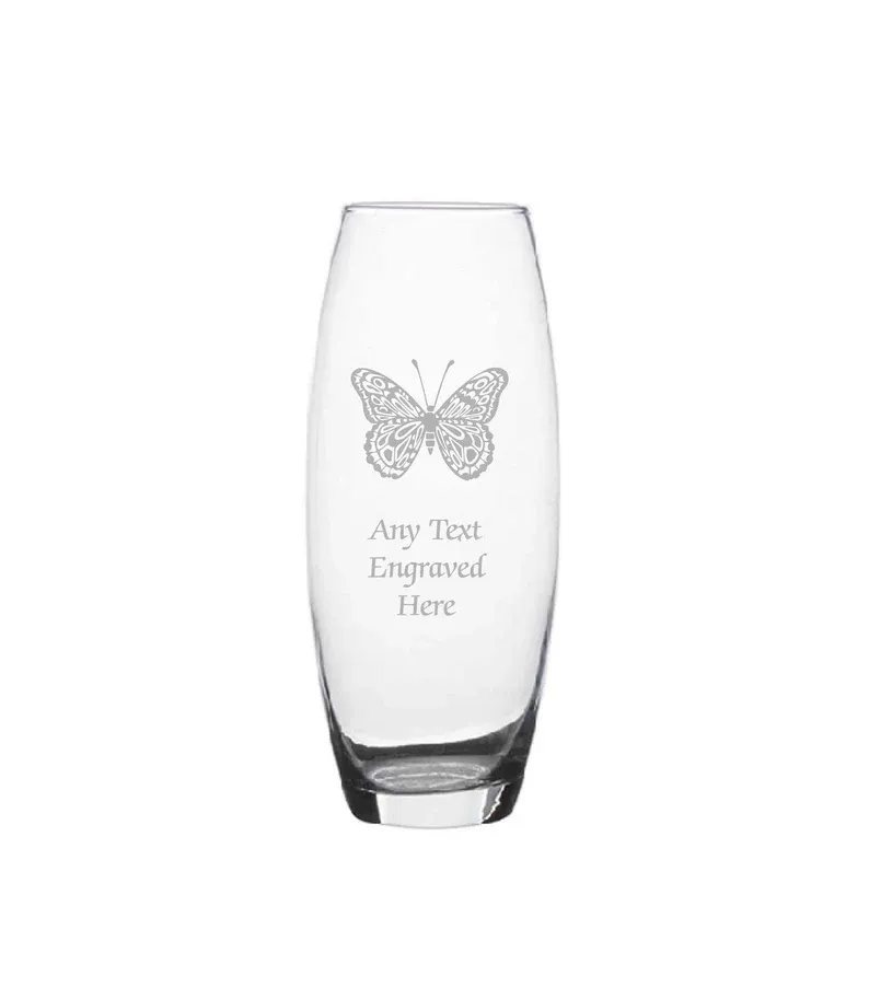 Vase en verre rose gravé