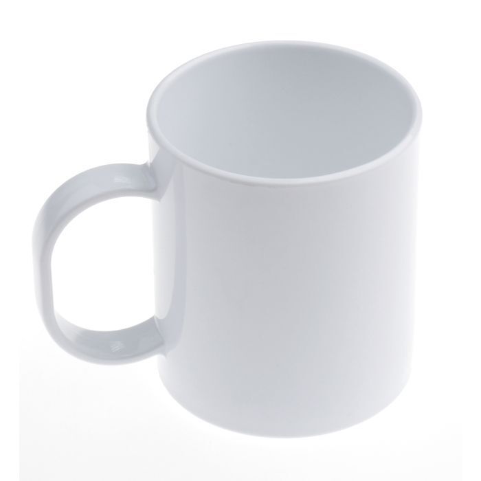 ... tasses blanches en polym��re