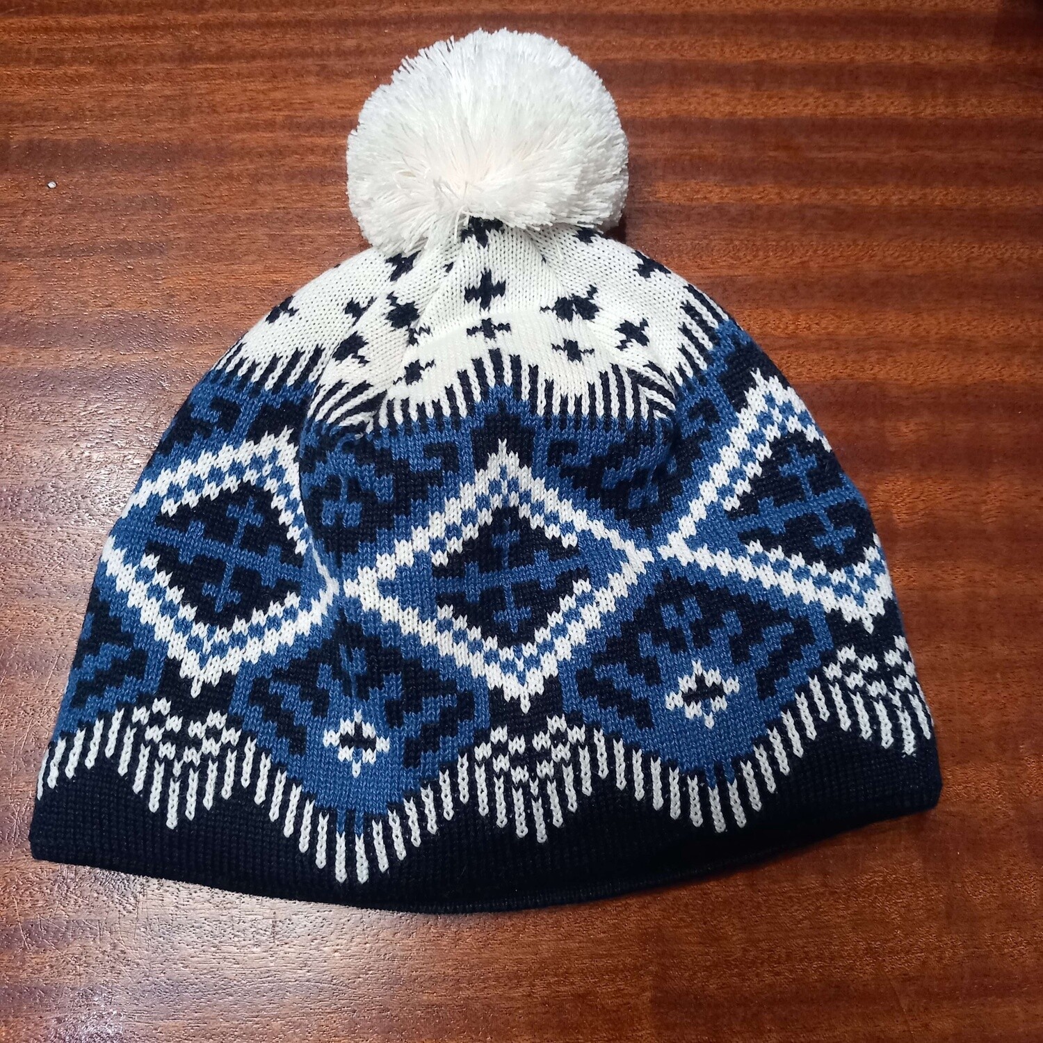 (A186) Merino Beanie Kama