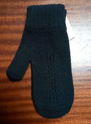 Kama Mitten (R105)