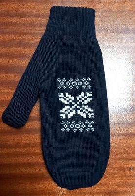Kama MItten (R106)