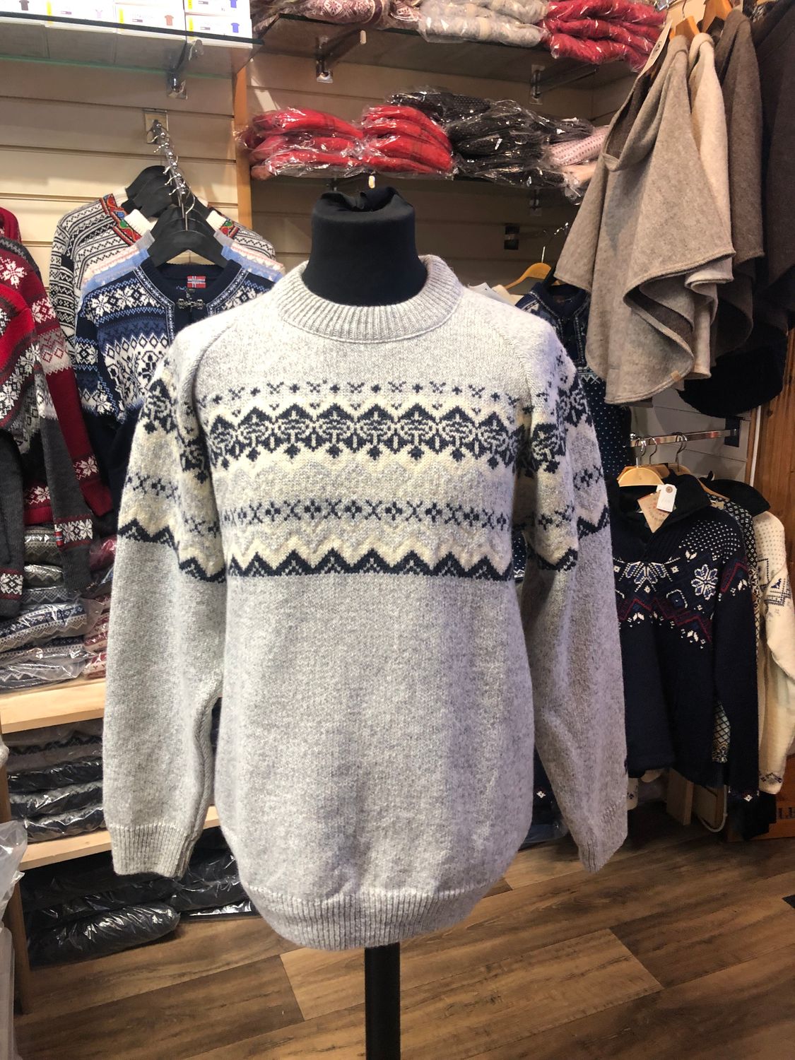 Norwool 181 CN Pattern, Colour: Light Grey (01/470/51), Size: XXS, Style: Crew Neck