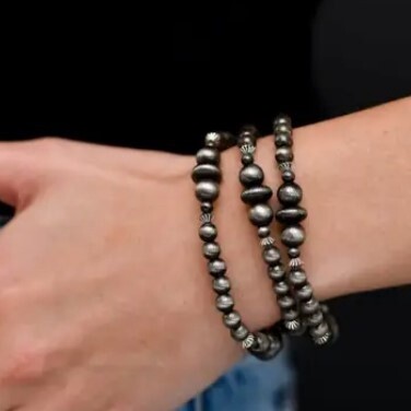 BR1300 3 Strand Bracelet Navajo