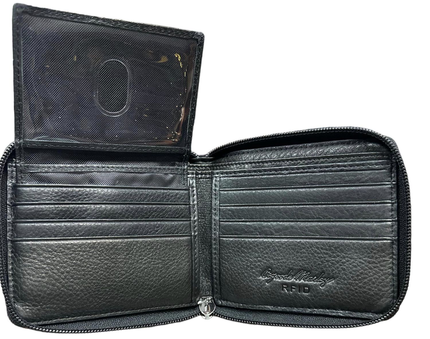 1225 RFID Zip Around Passcase, Colour: Black