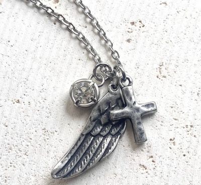 N25221 Angel Wing Necklace