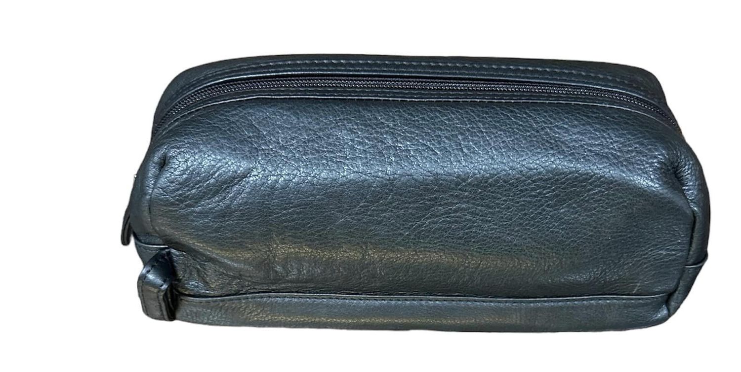 2015 Small Travle Kit | Osgoode Marley, Colour: Black