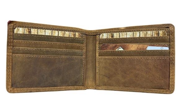 770010 Tan Leather Bifold, Colour: Tan