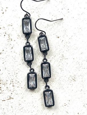 E23004 Triple Rectangle French Wire Earring