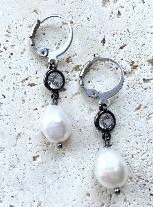 E22108 Fresh Water Pearl Earring, Colour: Gun Metal