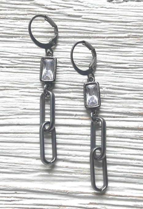 E24041 Gun Metal Paper Clip Earring, Colour: Gun Metal/Crystal