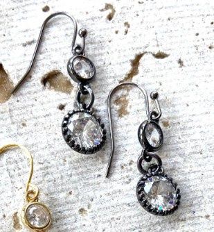 E21652-GM Dbl Crystal Earring, Colour: Gun Metal/Crystal