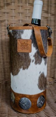 STS31117 Concho Wine Bag