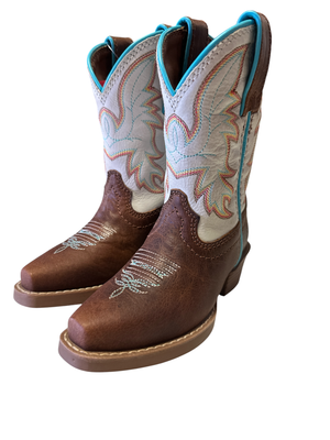 JK2794 Whinny Snip Toe Water Buffalo Boot