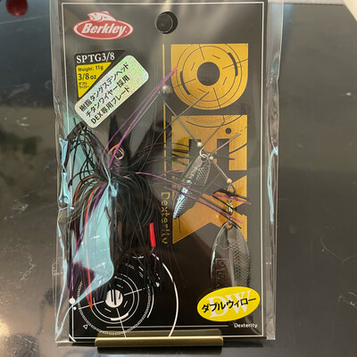 Berkley Dex Tungsten/Titanium Spinnerbaits 3/8 oz Matt Black DW