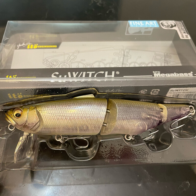 Megabass SuWitch FA Ghost Wakasagi 137mm 1-1/8oz