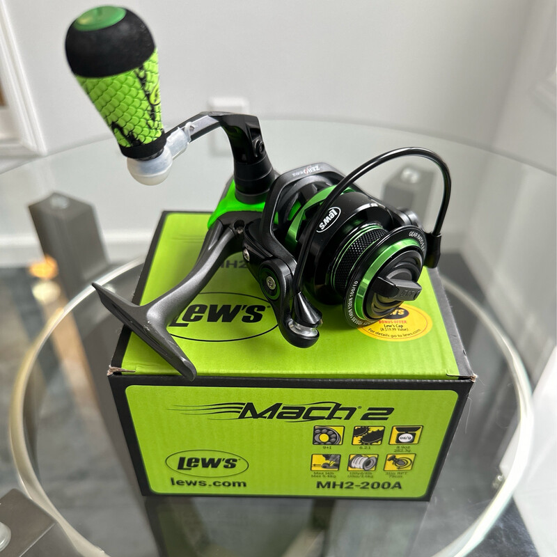 Lew&#39;s Mach 2 MH2-200A 6.2:1 Spinning Reel