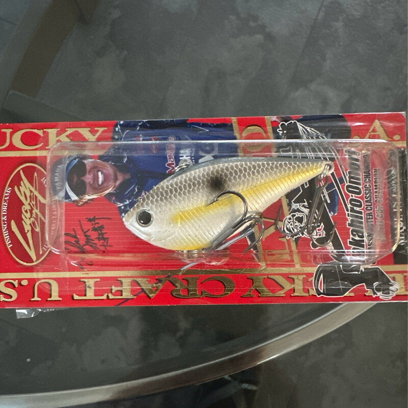 Lucky Craft LV RTO-150 Sinking 2.5&quot; 1/2oz Sexy Chartreuse Shad Lipless Crankbait