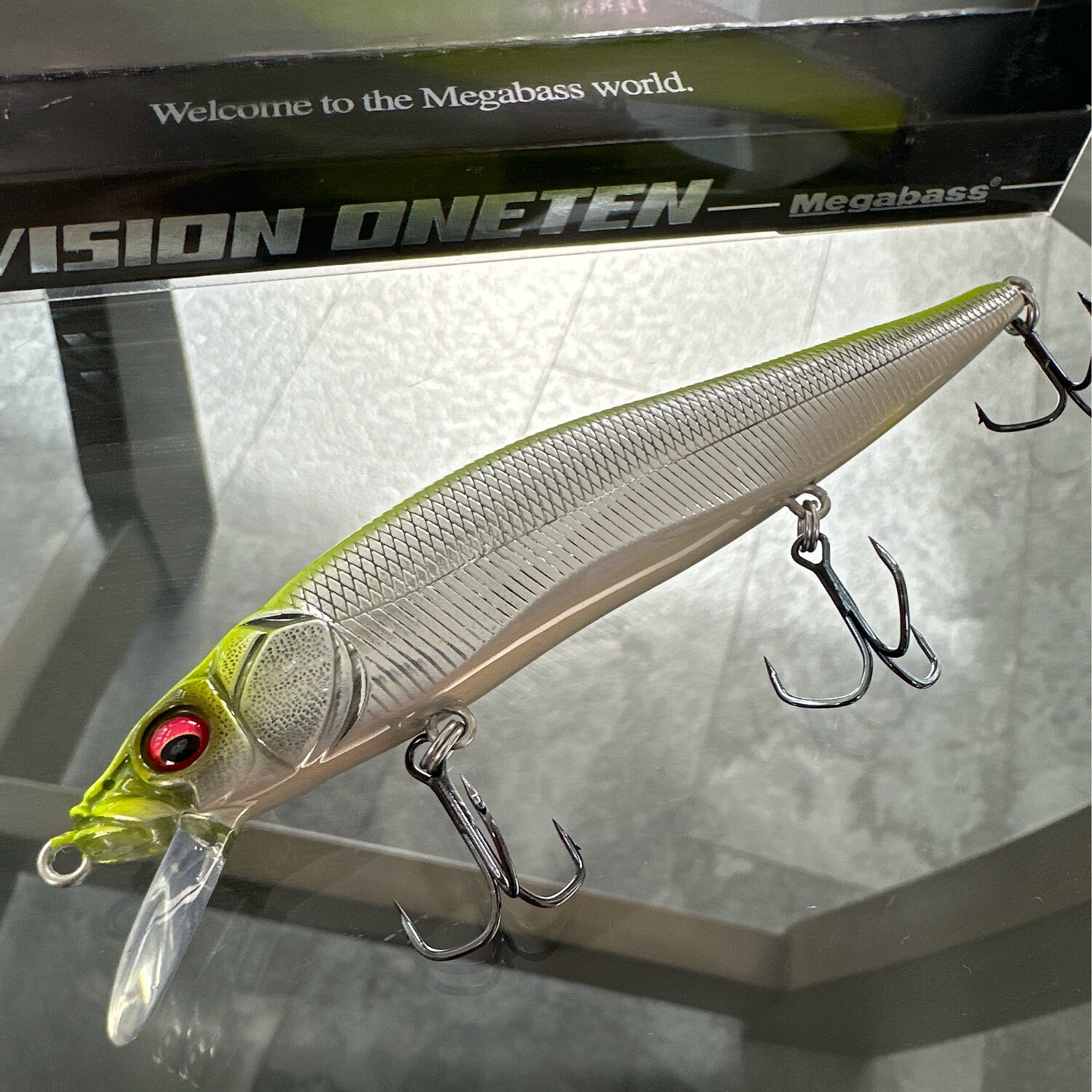 Megabass Vision Oneten M Chart Back