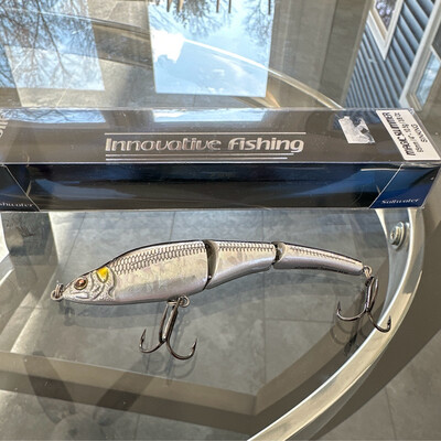 Sebile Magic Swimmer 95 Jointed Swimbait Natural Shiner 95mm 4&quot; 3/8oz Sinking Type