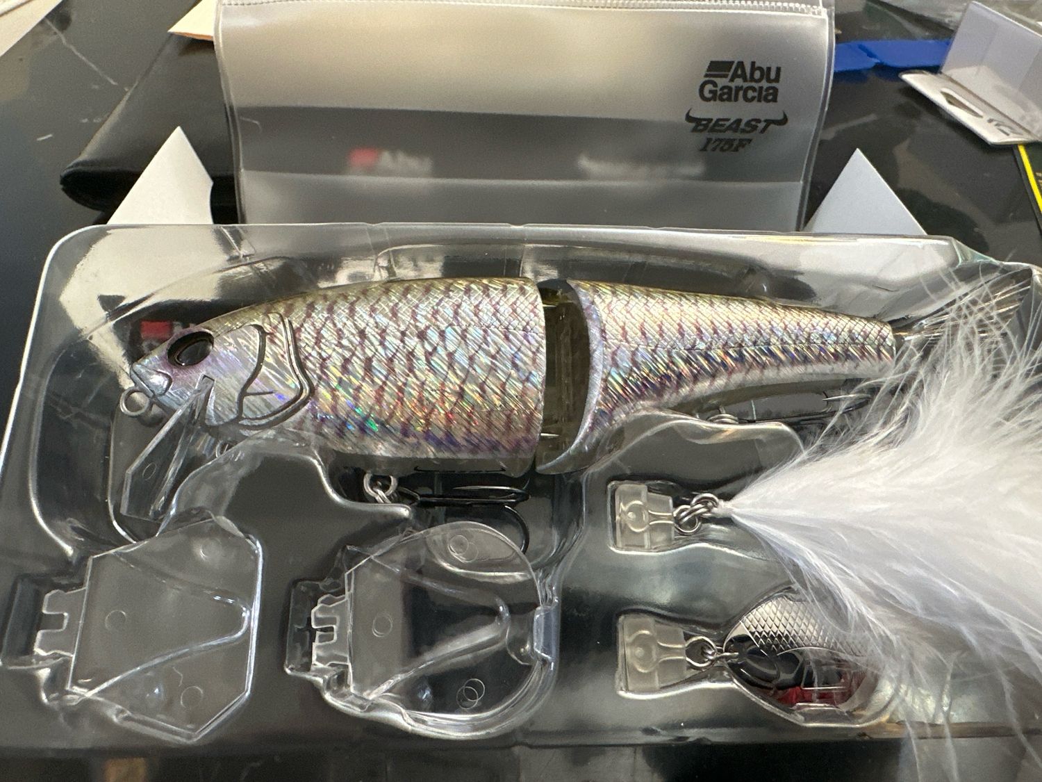 Abu Garcia Beast 175F 6.9” 1.9oz. Shining Flash. Swimbait/Glidebait With 3 Changeable Lips, 3 Changeable Tails And Soft Thick Zip Bait Bag.