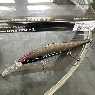 Megabass Vision Oneten+1 MG Secret Shadow 110.5mm 1/2oz 2.2m Suspend Type