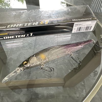 Megabass Vision Oneten+1 Seethrough Glitter Ayu 110.5mm 1/2oz 2.2m Suspend Type