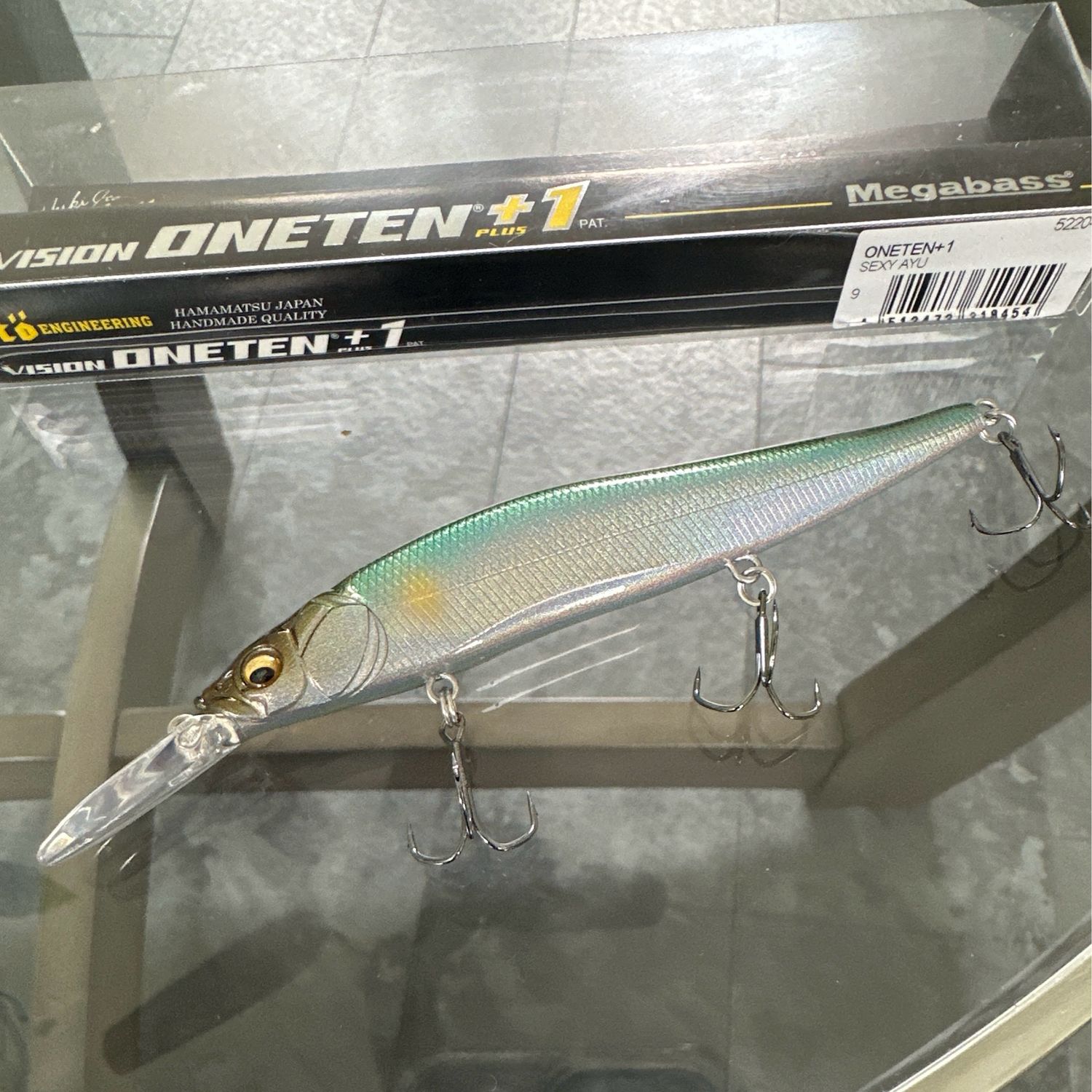 Megabass Vision Oneten+1 Sexy Ayu 110.5mm 1/2oz 2.2m Suspend Type