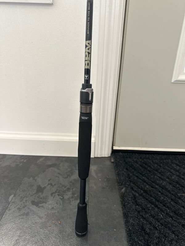 Jackall BPM Spinning Rod. 6’8” ML 1.8-10g Lure Rating, Line 3-6lb/braid Max PE 1 (approx Max 10lb Braid). Fully 1 Piece, Not Detachable Butt. New With Tags And Bag