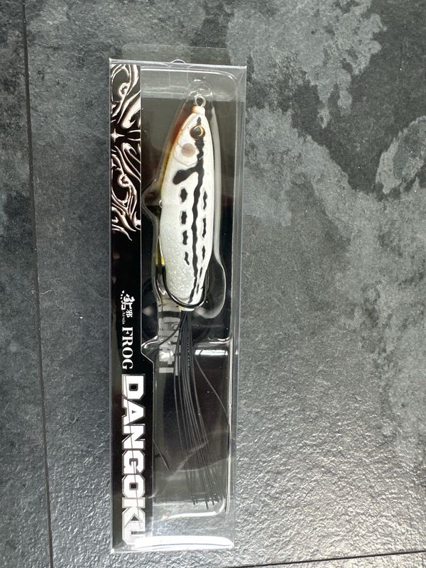 BRAND NEW Gan Craft Dangoku Topwater JDM Frog #08 Tonosama White