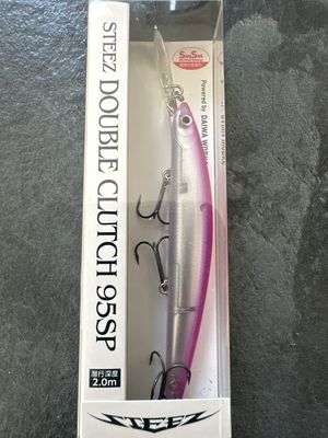 Daiwa Steez Double Clutch 95SP Jerkbait IP Pink 95mm 8.6g Hook#7
