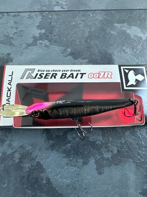Jackall Riser Bait 007R Pink Head Aurora Black 70mm / 8.2g Sinking