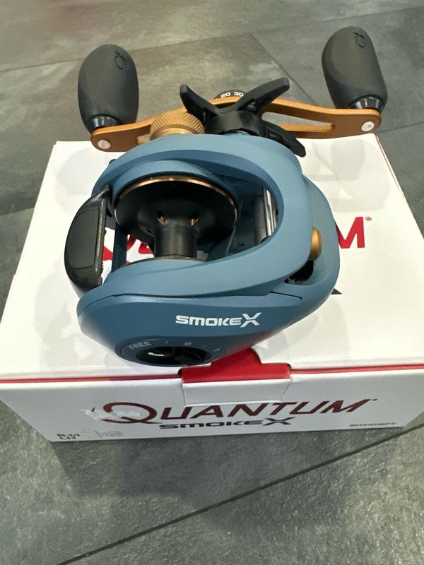 Quantum Smoke X SMX101SPT 6.1:1LH Baitcasting Reel