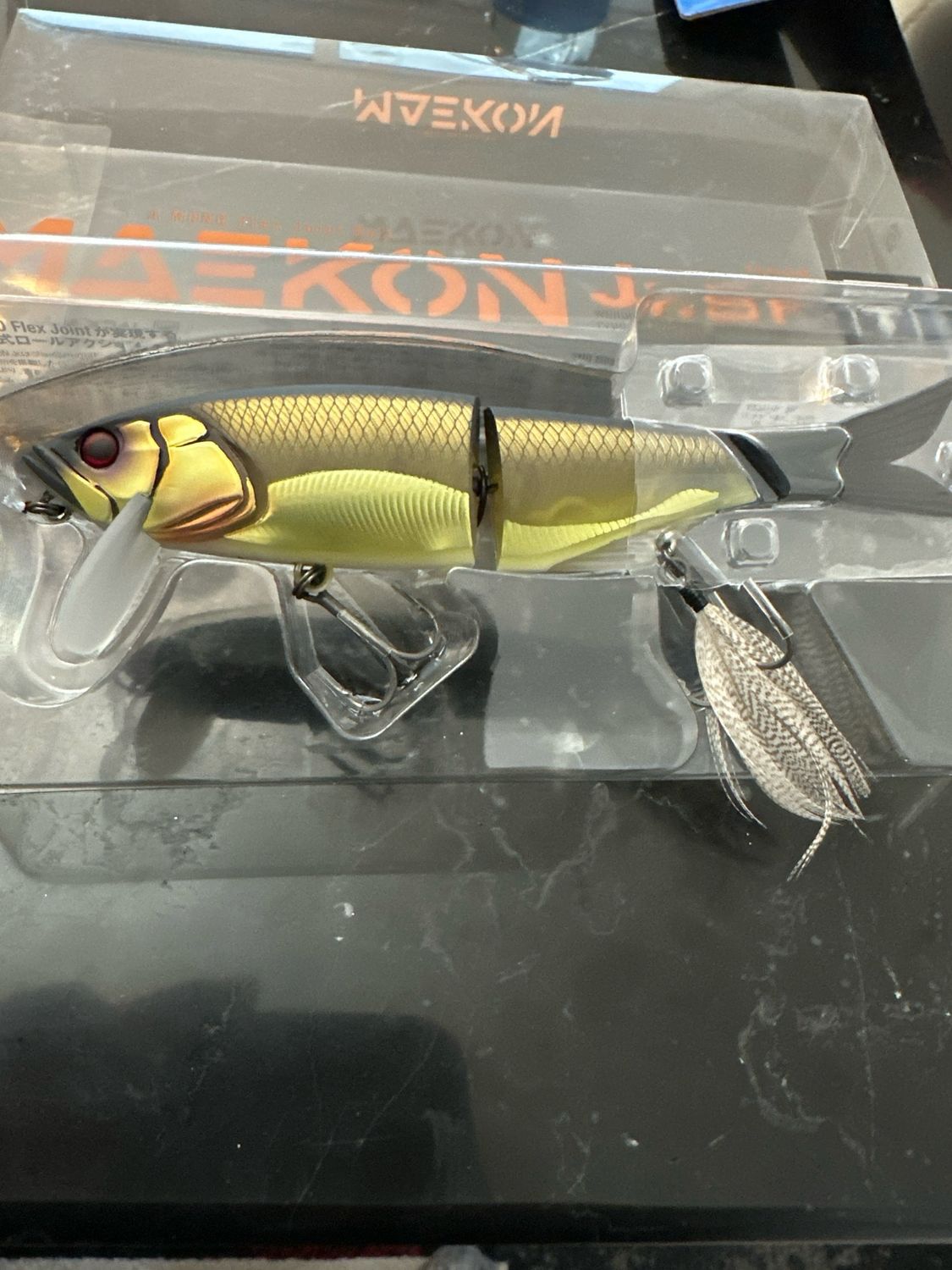 Jackall Maekon Jr Matt Gold Shiner 150mm 1oz. NIP