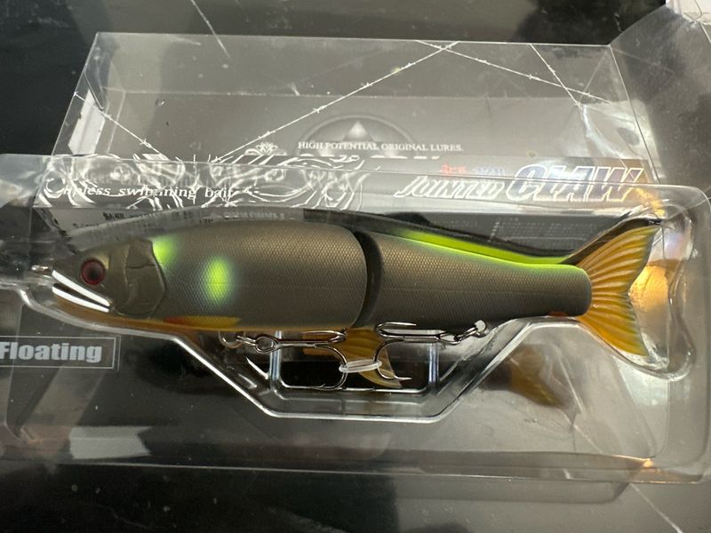 Gan Craft Jointed Claw 128 #23 Oborotsuki Ayu. 5” 3/4oz With Spare Tail Included. Most Popular “S” Style Swimbait In Japan. NIP