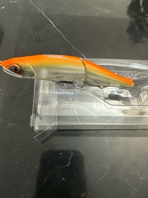 Gan Craft Jointed Claw 128 #20 Kinokuni Orange. 5” 3/4oz With Spare Tail Included. Most Popular “S” Style Swimbait In Japan