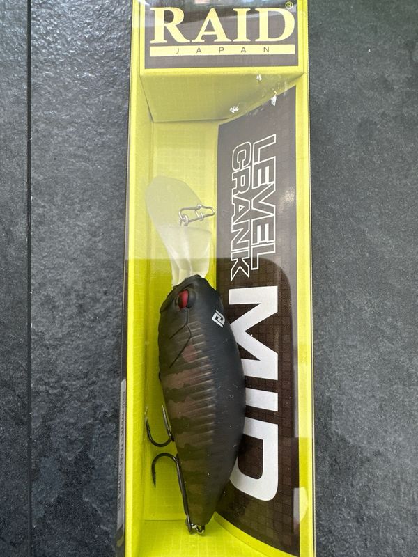 Raid Japan Level Crank Mid. Smoke Gill, 59.5mm 3/8oz. 1-1/2-2 Meter Diver (5-7’). NIP