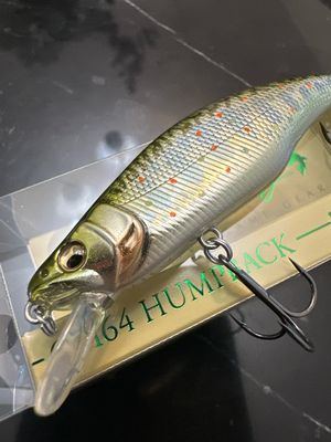 Megabass GH64 Humpback (FS) #3 Takumi Kawa Masu 64mm 8.3g Fast Sinking