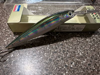 Daiwa TD HYPER Minnow TI 1093SP JDM. SUPER Aggressive Action, Titan Lip, 10’ Diver. 3.5” 3/8oz Suspending. NIP