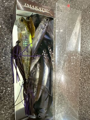 Imakatsu Alive Chatter 90SS. High Visible Ghost Ayu. (White Abalone). Phenomenal Bait, Phenomenal Color. JDM Chatterbait With Hard Minnow. 1/2oz. VERY Hard To Find NIB