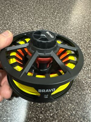 Echo Bravo 7/9 Lightly Used Fly Reel. Barely Used. With Soft Case.