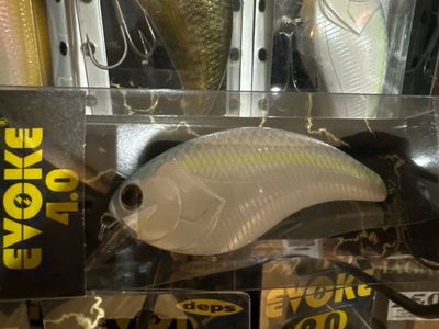 Deps Evoke 4.0 BIG 2oz JDM Crankbait. #07 Exact Bait In Pics. New In Box.