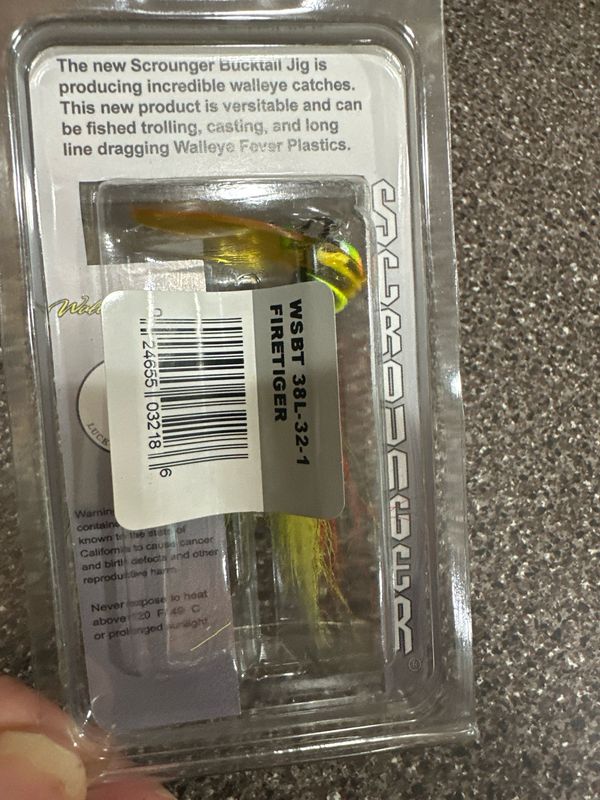 Luck E Strike 3/8oz Firetiger Bucktail Jig. NIP