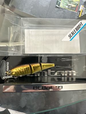 Shimano BT Bait 99F ZR-699V. A More Finesse JDM Multi Jointed Swimbait, 3 Soft Tails Included. #006 Small Mouth. NIP.