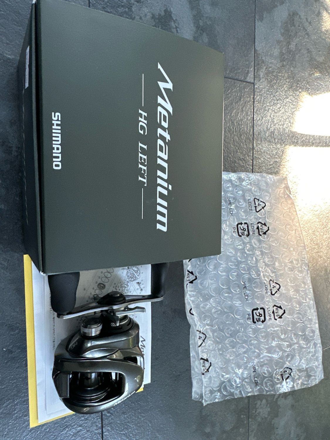 Shimano Metanium HG Left Hand Retrieve. 7.1:1 Gear Ratio. Brand New Import In Box
