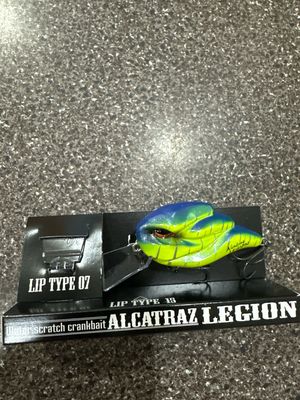 Alcatraz Legion VERY RARE JDM Crankbait. 70mm 3/4oz, 1.5meter (5 Foot Diver) Extra Lip. NIP